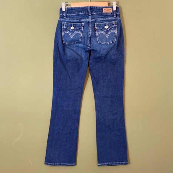 Levi’s NWOT 529 Curvy Bootcut denim jeans W27 L32 - Picture 2 of 10